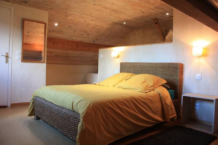 Location de vacances pour 6 personnes, avec terrasse ainsi que jacuzzi et jardin à Rupt-sur-Moselle - 2