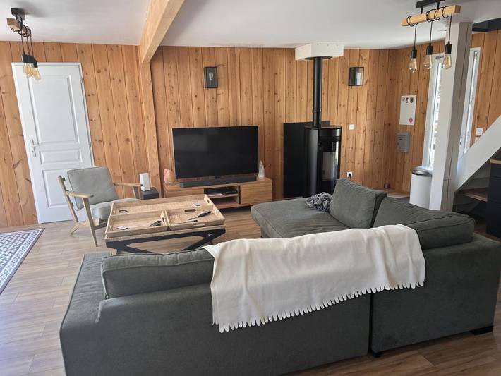 Location de vacances pour 4 personnes, avec terrasse et vue ainsi que piscine et bassin pour enfant, animaux acceptés à Le Porge - 4