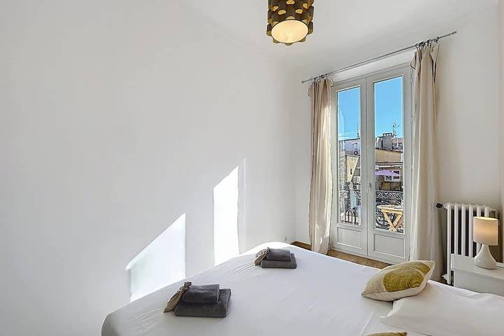 Gîte pour 6 personnes, avec balcon dans Cinema Les Arcades Ales - 3