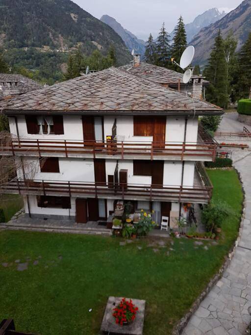 Gîte pour 6 personnes, avec vue, animaux acceptés dans Morgex - 3