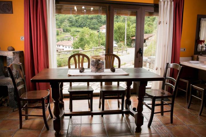 Casa rural para 4 personas, con balcón, Se admiten mascotas en Asturias - 3