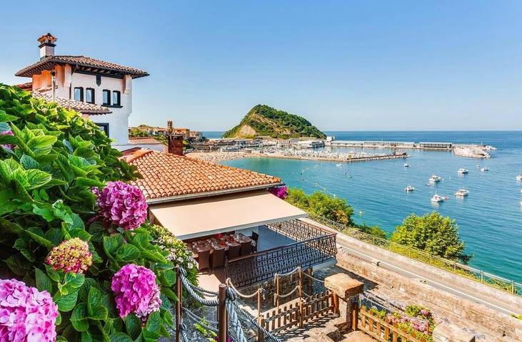 Casa rural para 8 personas, con jardín y vistas en Guetaria