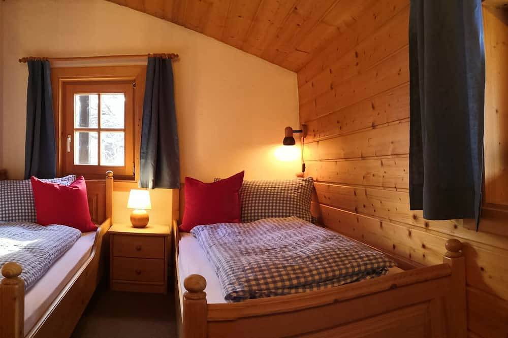Freistehendes 3-Sterne-Ferienhaus mit Terrasse und Garten, Wlan in Garmisch-Partenkirchen, Bayerische Alpen