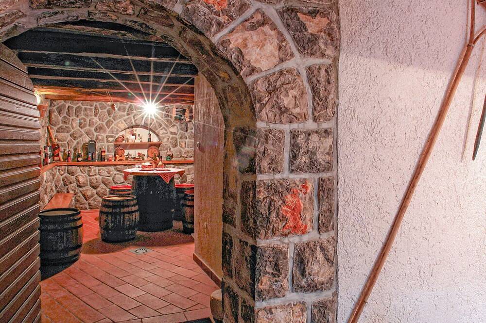 Appartamento vacanze a Kvarn a partire da 83€ a notte
