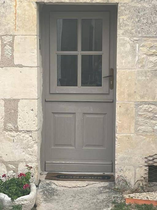 Gîte pour 5 personnes, avec vue et jardin, adapté aux familles à Neuville-de-Poitou - 3