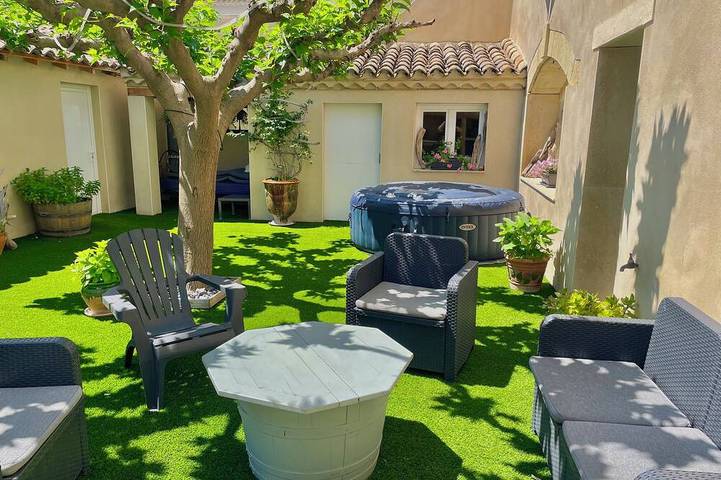 Location de vacances pour 6 personnes à Générac