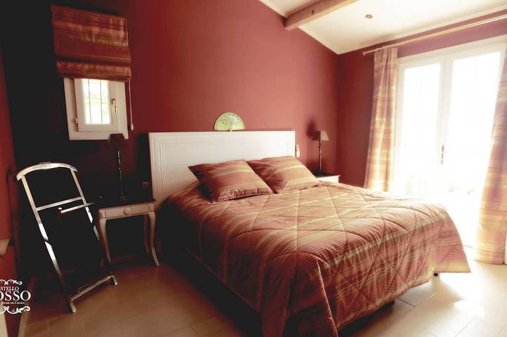 Location de vacances pour 10 personnes, avec jardin et balcon, animaux acceptés dans Plage du Ruppione - 3