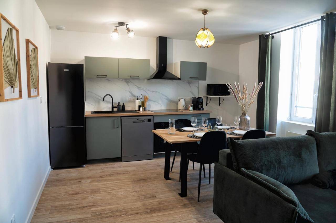 Appartement entier, One-Bedroom Apartment in Marmande, Région de Marmande
