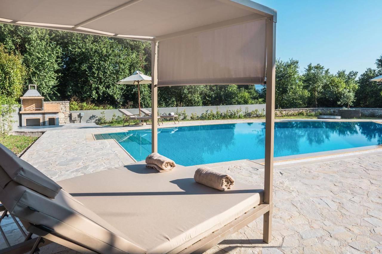 Villa with Private Pool in Corfu (city), Corfu