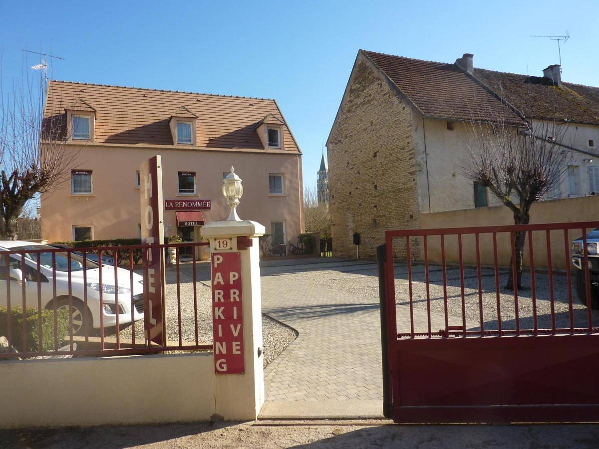 Hôtel A La Renommée in Saint-Père (Yonne), Parc naturel régional du Morvan