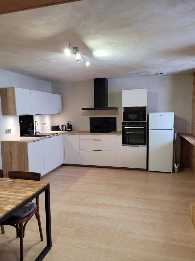 Gîte pour 6 personnes, avec vue et balcon à Les Villards-sur-Thônes - 3