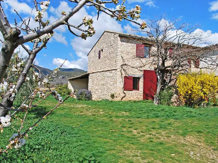 Maison 6 Personnes in Saint-Saturnin-lès-Apt, Parque natural regional del Luberon