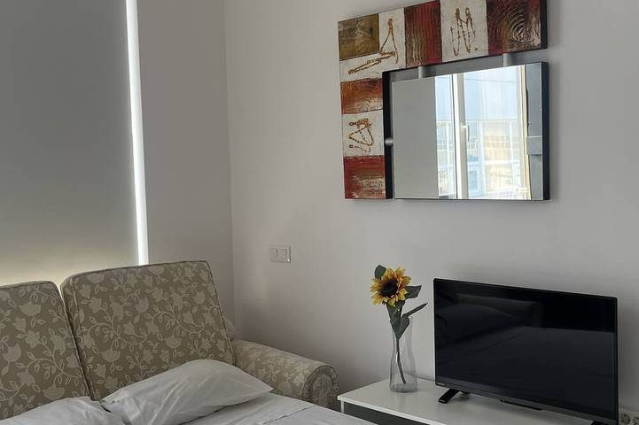 Entire apartment, A&R on the Island of La Palma in San Sebastián de los Reyes, Área Metropolitana de Madrid