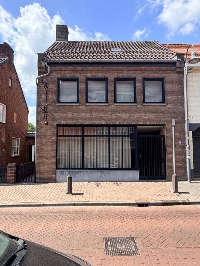 Vakantiehuis voor 10 personen, with Terras and Tuin as well as Uitzicht in Baarle-Nassau