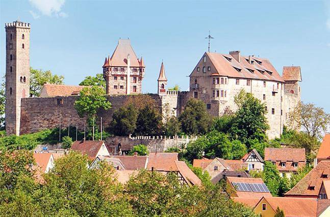 Hotel für 4 Personen, mit Terrasse und Garten in Abenberg