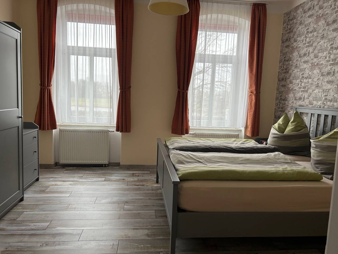 Ganze Ferienwohnung, Ambiente an der Elbe - Ferienwohnung Og in Pieschen (Dresden), Dresden