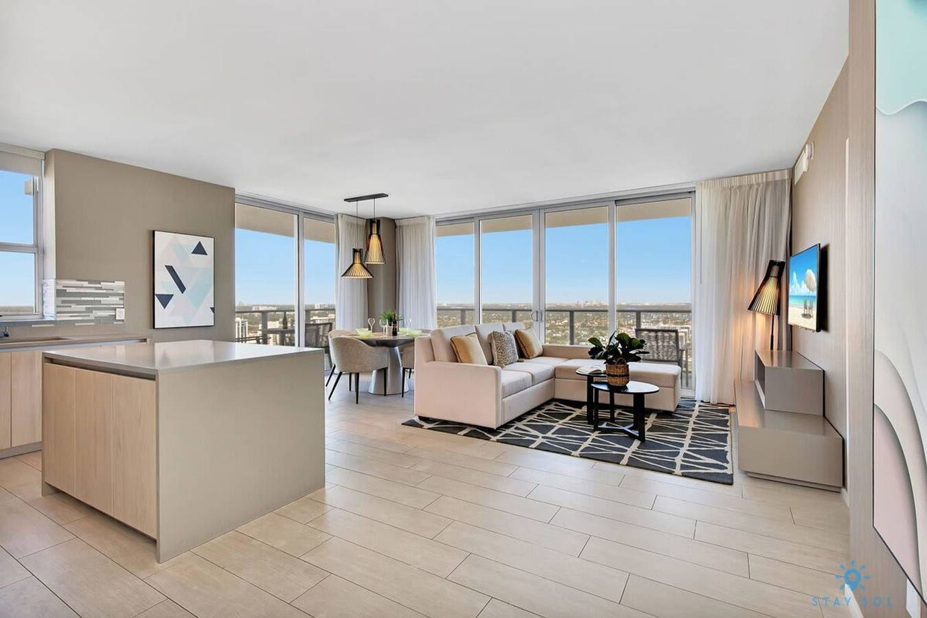 Apartamento entero, High Floor with Stunning View Pools Near Beach in Hollywood Beach (FL), Hollywood (Florida)