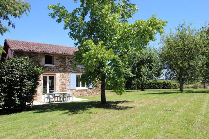 Gîte pour 7 personnes, avec jardin et terrasse