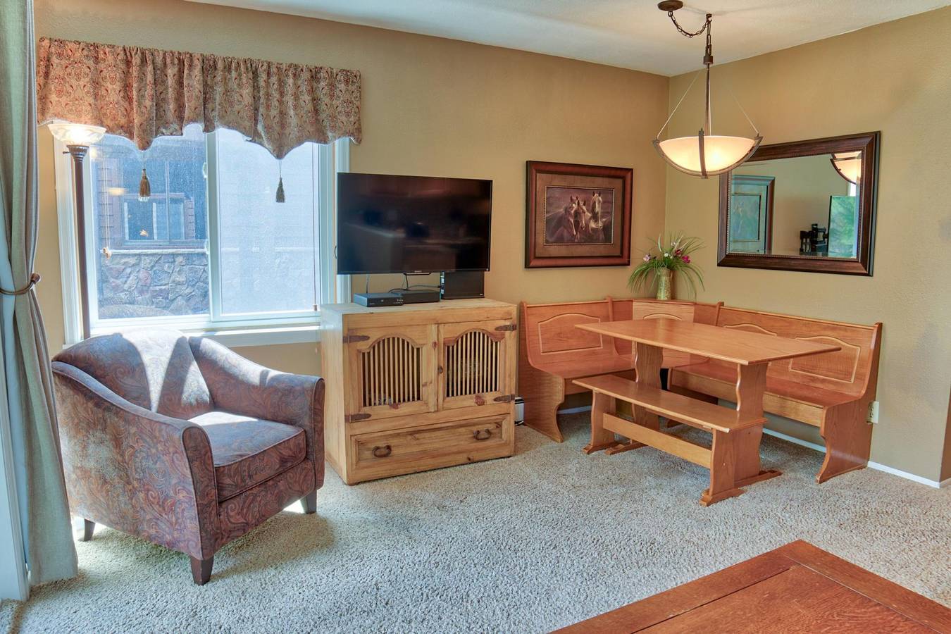 Entire apartment, Wildwood Suites 101 in Breckenridge in Arapaho National Forest