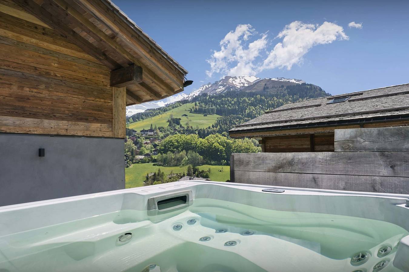 Séjour avec spa à La Clusaz proche pistes - Ovo Network in La Clusaz, Région d'Annecy