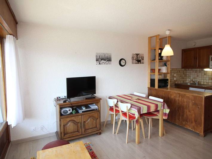 Gîte pour 4 personnes, avec Balcon et Terrasse dans Office De Tourisme D Auris En Oisans - 3