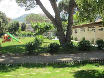 Gîte pour 4 personnes, avec jardin et terrasse à Calvi