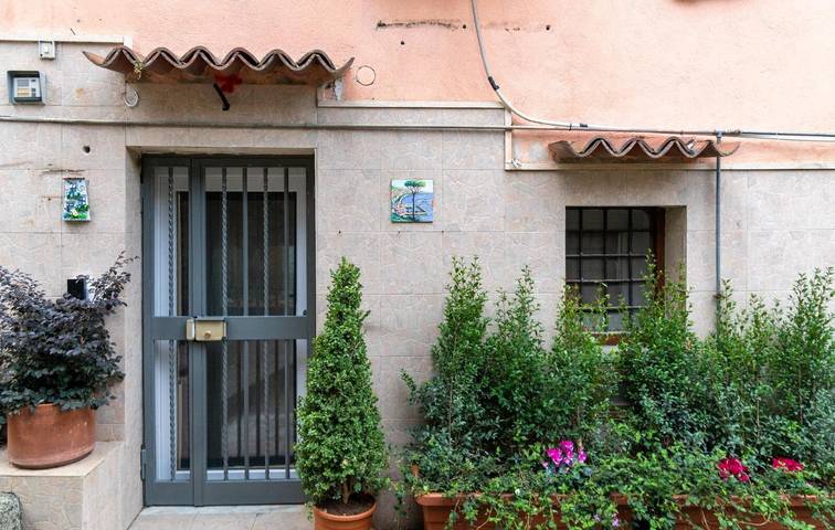 Appartamento intero, Appartamento 'Casamia Civico14 - Corallo' con Wi-Fi e aria condizionata in Salerno, Costa tirrenica Campania