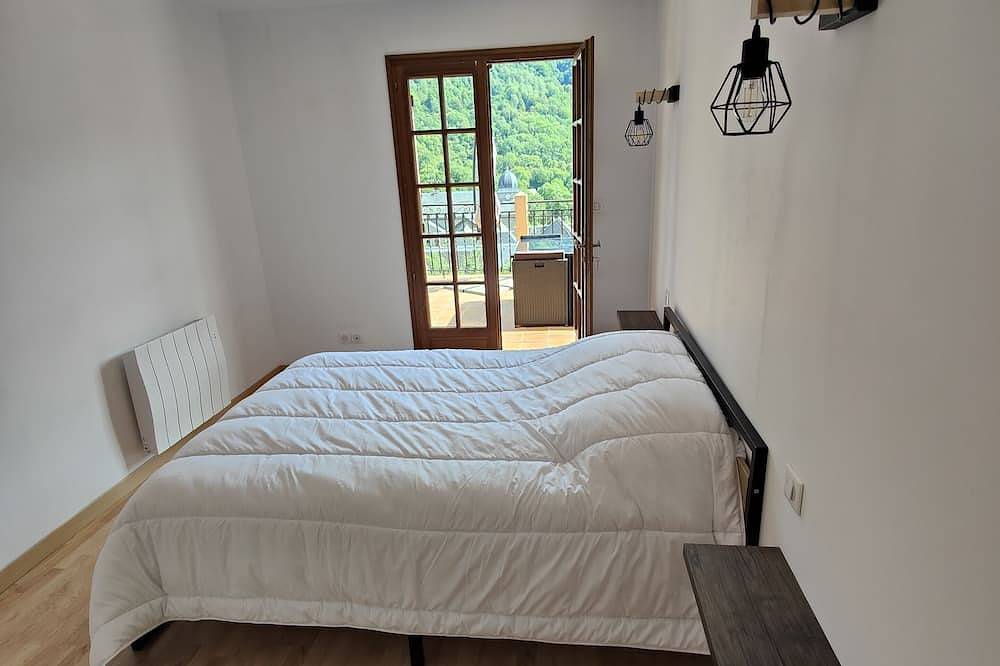 Chalet 15 Personnes avec Jacuzzi privatisé in Boutx, Pyrénées