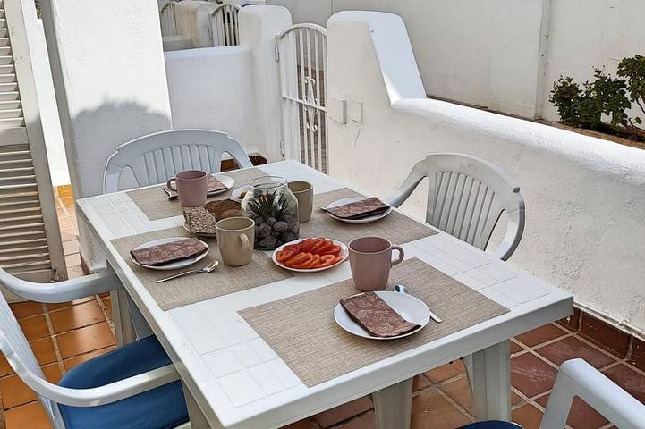 Gîte pour 4 personnes, avec Balcon et Piscine dans Los Caparroses