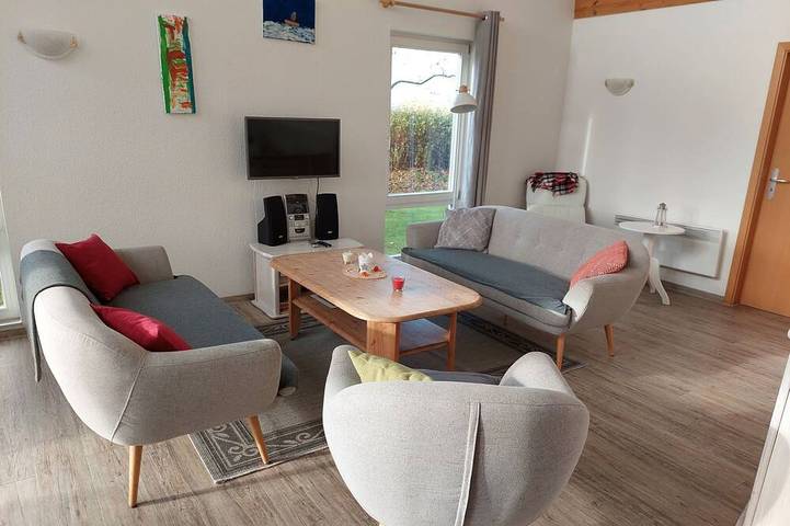 Ferienhaus für 8 Personen, mit Terrasse und Garten