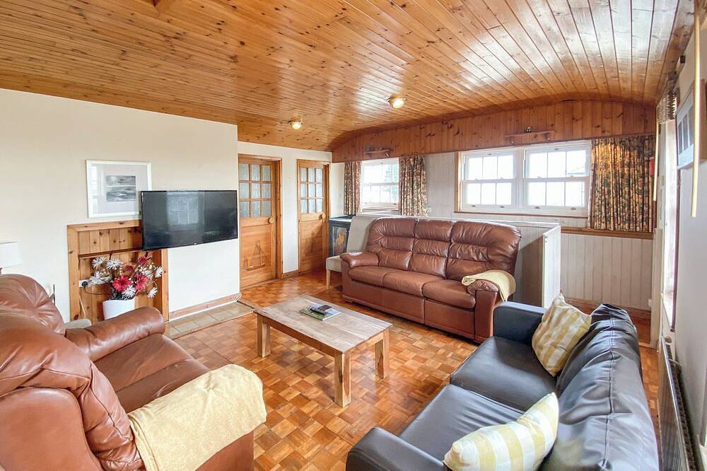 3 bedroom accommodation in Felixstowe Ferry in Felixstowe, Suffolk