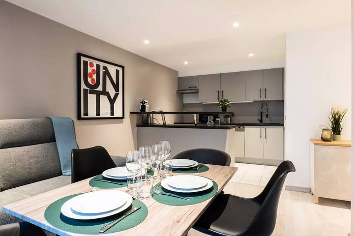 Gîte pour 4 personnes dans Cinema Les Arcades Ales - 3