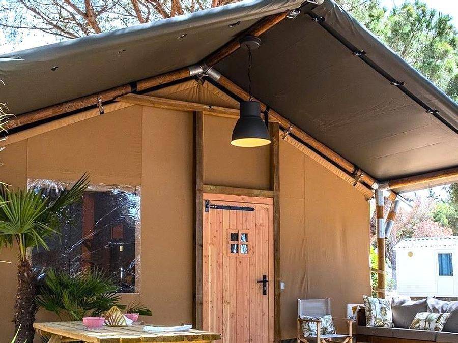 Camping Del Mar - Tienda de lona y madera 2 personas - Glamping Mar in Malgrat de Mar, Costa del Maresme