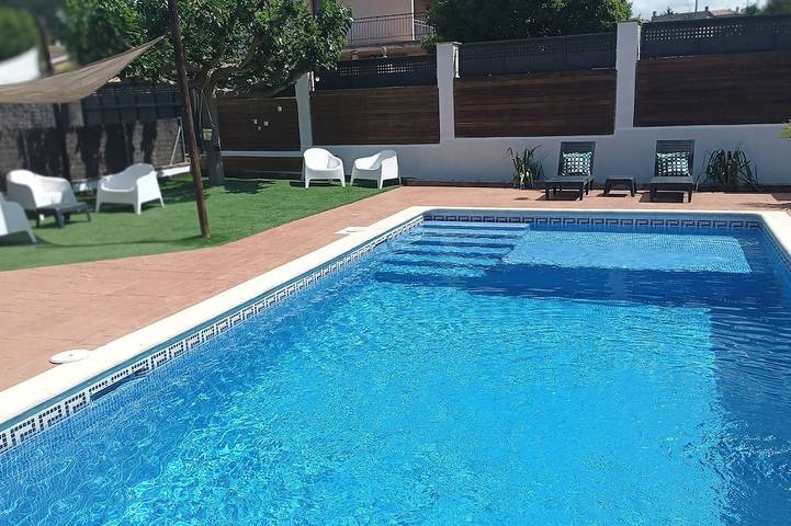 Ferienhaus für 6 Personen, mit Garten und Balkon - 1