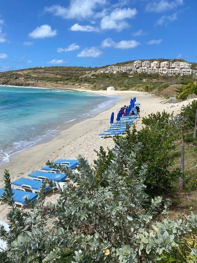Appart’hôtel pour 4 personnes, avec piscine ainsi que jardin et vue, adapté aux familles