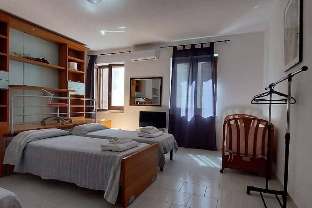 Apartment in the center of Porto Torres a few steps from the sea Iun Q6031 in Porto Torres, Sassari Province