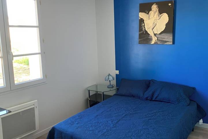 Location de vacances pour 6 personnes, animaux acceptés à La Chapelle-Hermier - 2