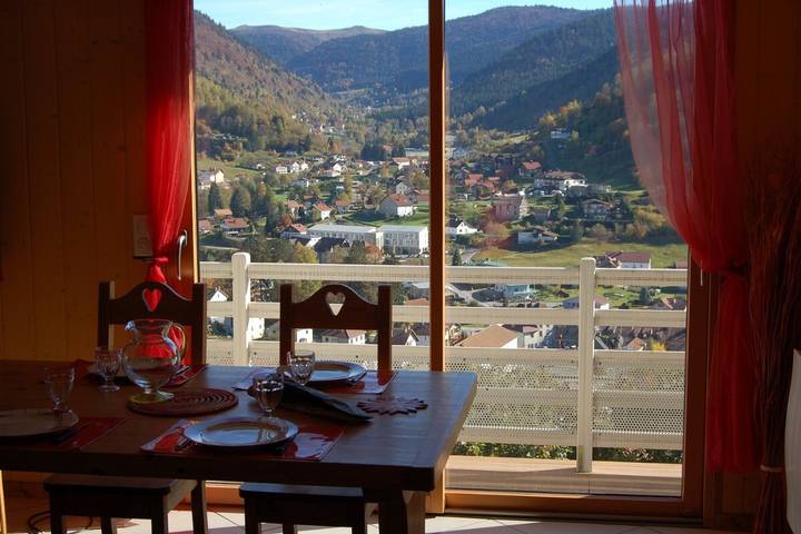 Appartement entier, Le Chalet Vert entre nature et animations in La Bresse, Parc naturel régional des Ballons des Vosges