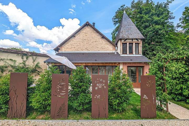 Location de vacances pour 4 personnes, avec jardin à Dosches