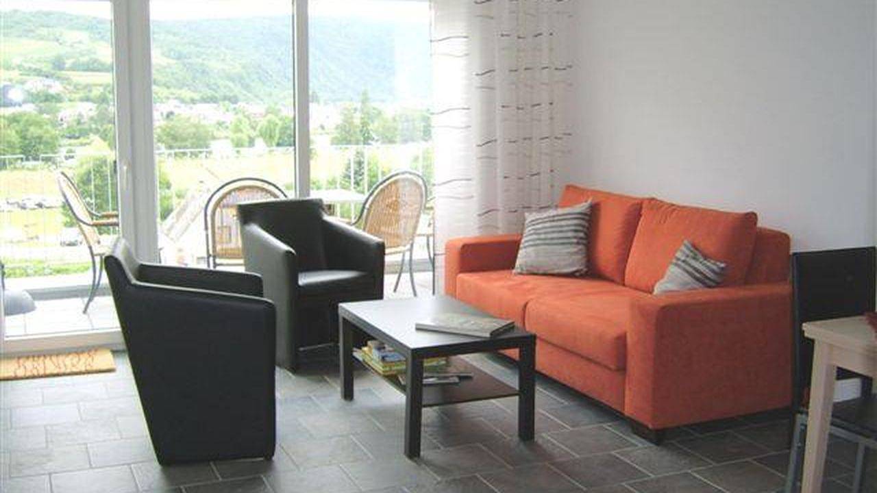 Geheel vakantieappartement, Vakantieappartement voor 3 personen met balkon in Senheim, Cochem-Zell