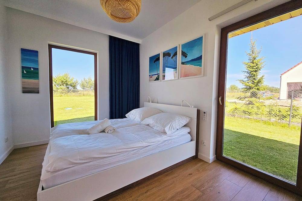 Hhouse Neues Ferienhaus mit Sauna und Klimaanlage in Modern Farmhouse Stil. in Kołczewo, Stettiner Haff