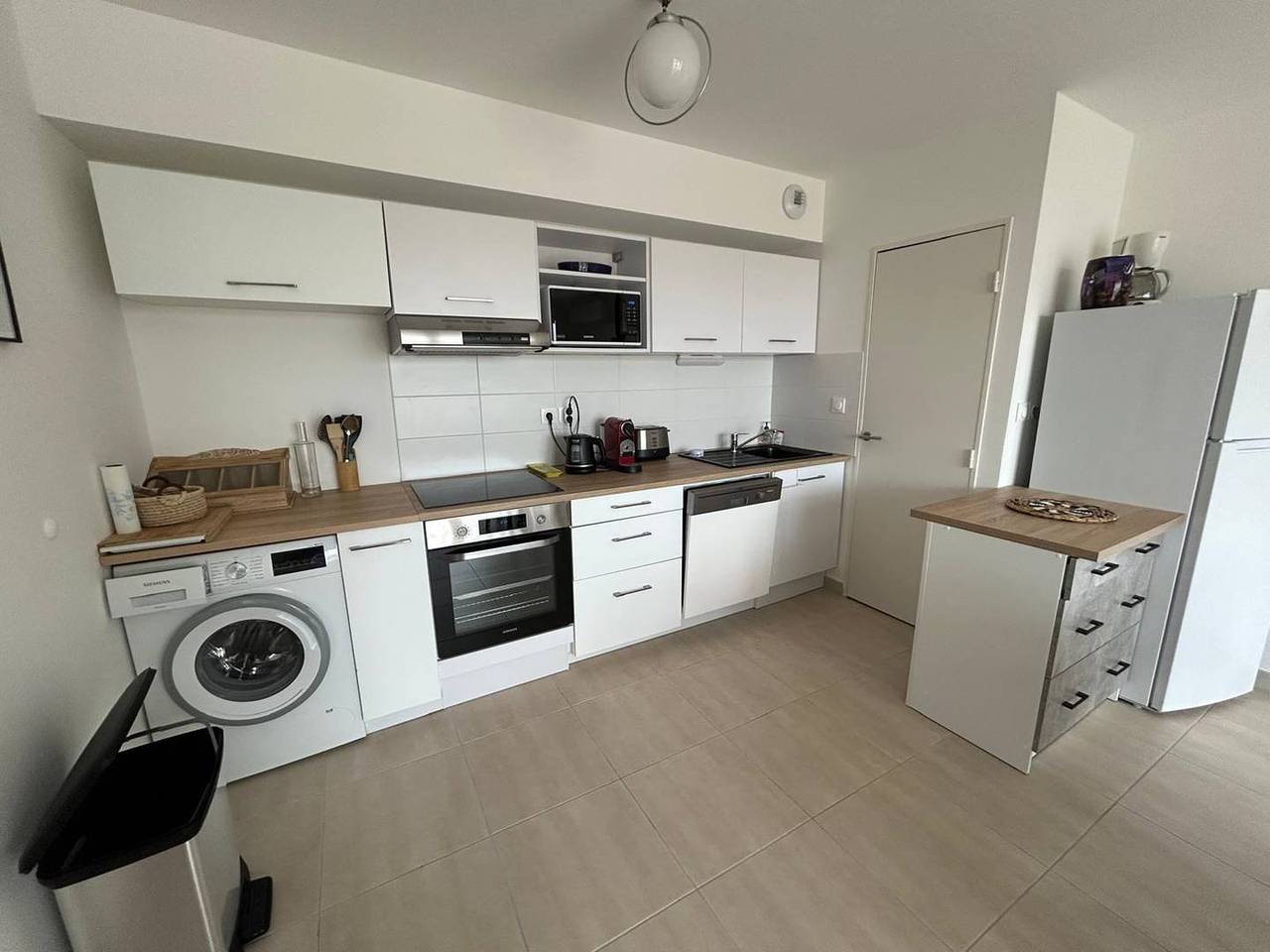Appartement de vacances entier, Bel Appartement Dans Une Residence Avec Parking et Ascenseur in Sérignan, Côte méditerranéenne (France)