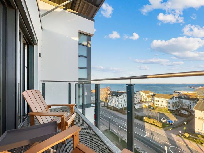 Ferienwohnung für 5 Personen, mit Balkon und Sauna sowie Seeblick und Ausblick