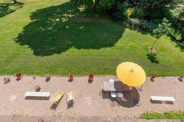 Location de vacances pour 14 personnes, avec piscine et jardin à Saint-Cyr-au-Mont-d'Or - 4