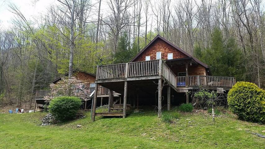 Vacation rental for 12 people, with balcony, with pets in West Virginia