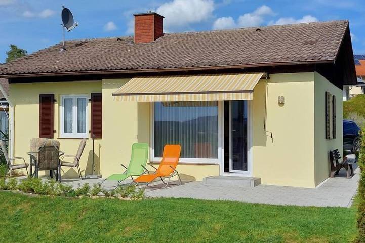 Ferienhaus für 4 Personen, mit Garten und Terrasse