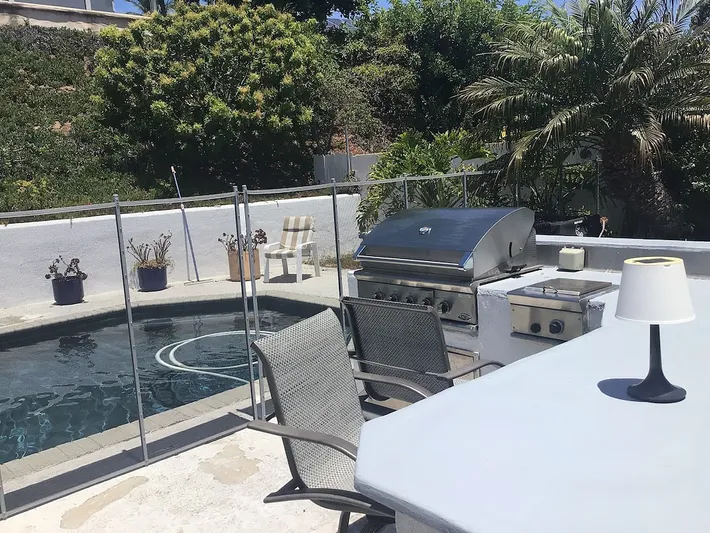 Vacation house for 8 people, with yard - 1