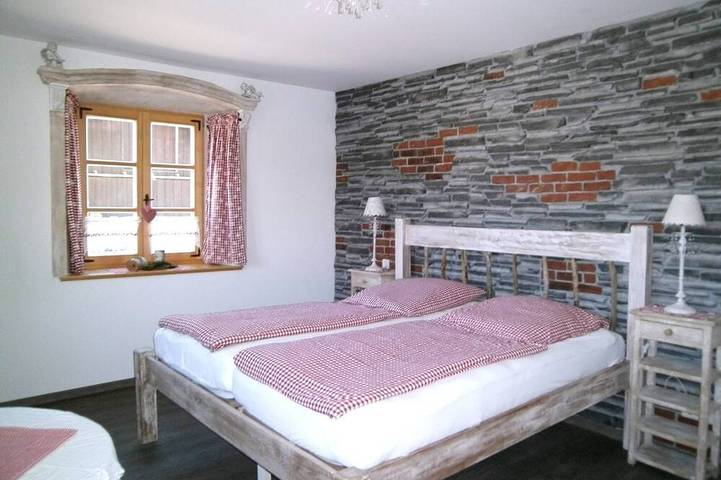 Ferienwohnung für 5 Personen, mit Whirlpool und Garten sowie Pool und Sauna in Übersee - 3