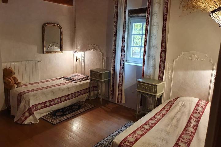 Location de vacances pour 9 personnes, avec jacuzzi ainsi que terrasse et jardin à Saint-Paulet-de-Caisson - 3