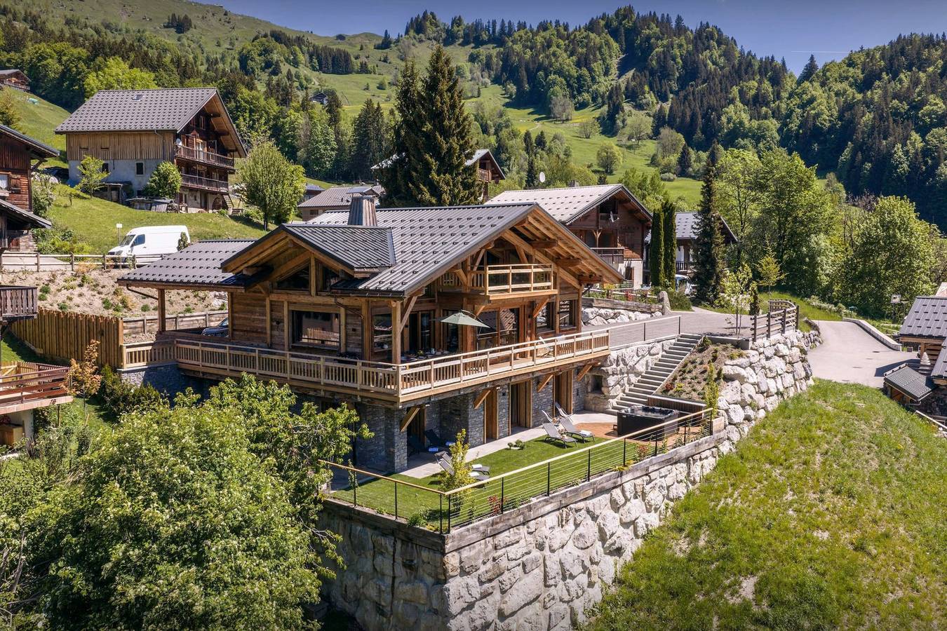 La Giettaz chalet for 14 with spa facilities and great views - Ovo Network in La Giettaz, Albertville region